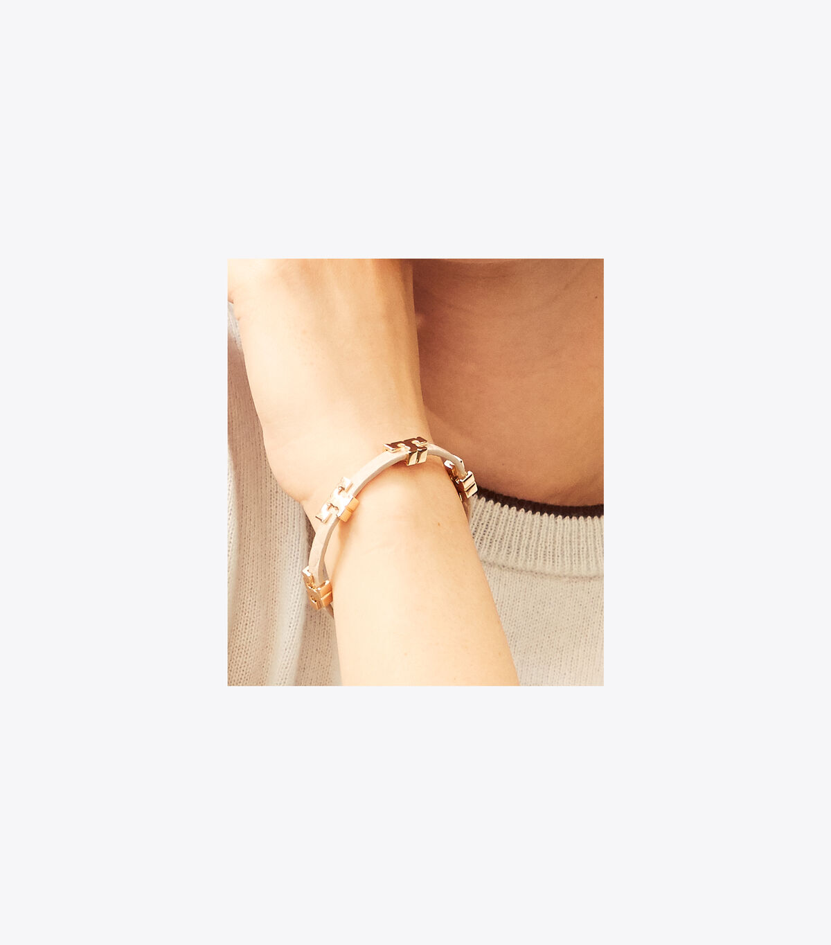 tory burch serif t embossed single wrap bracelet