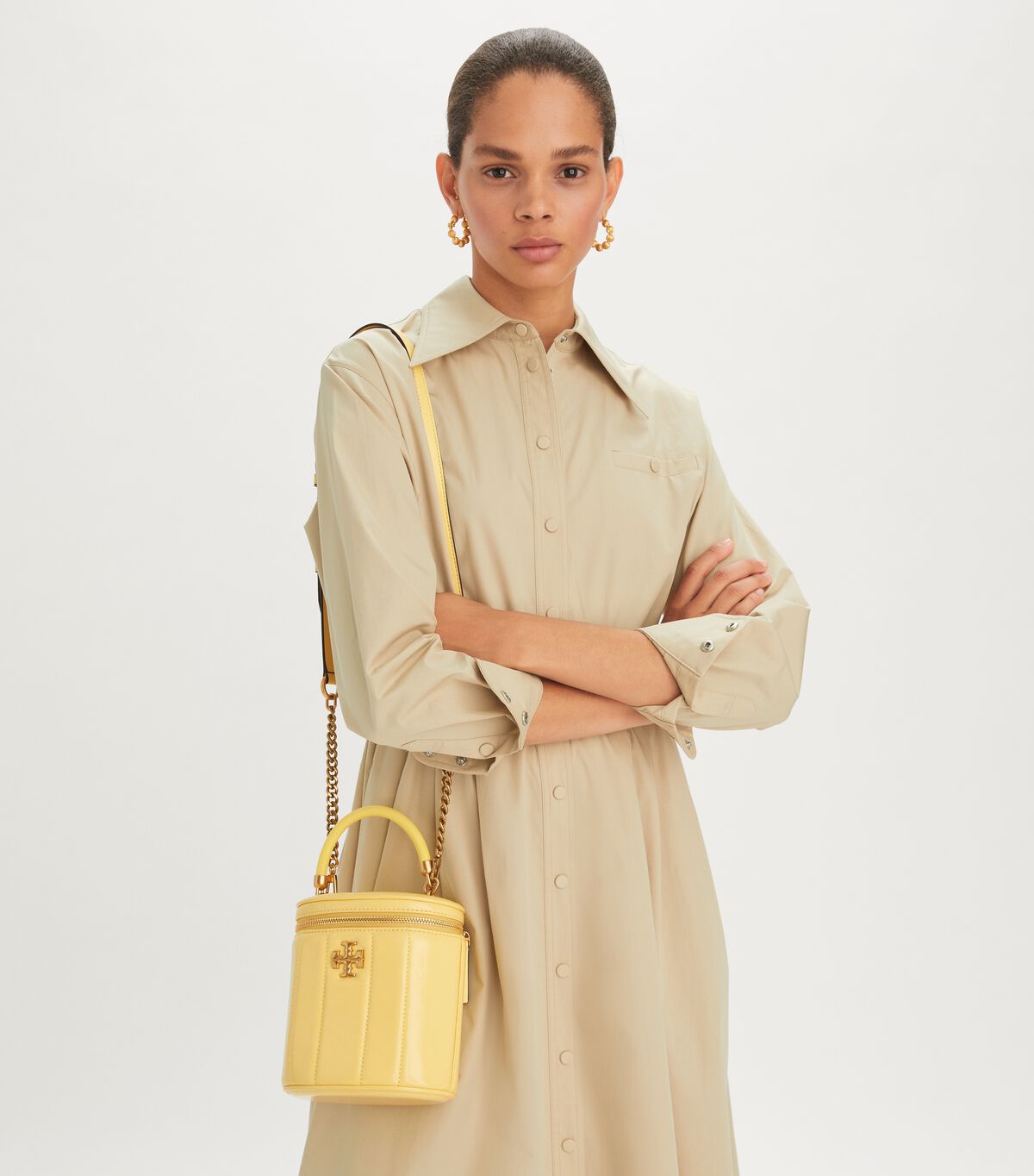 tory burch kira patent vanity case