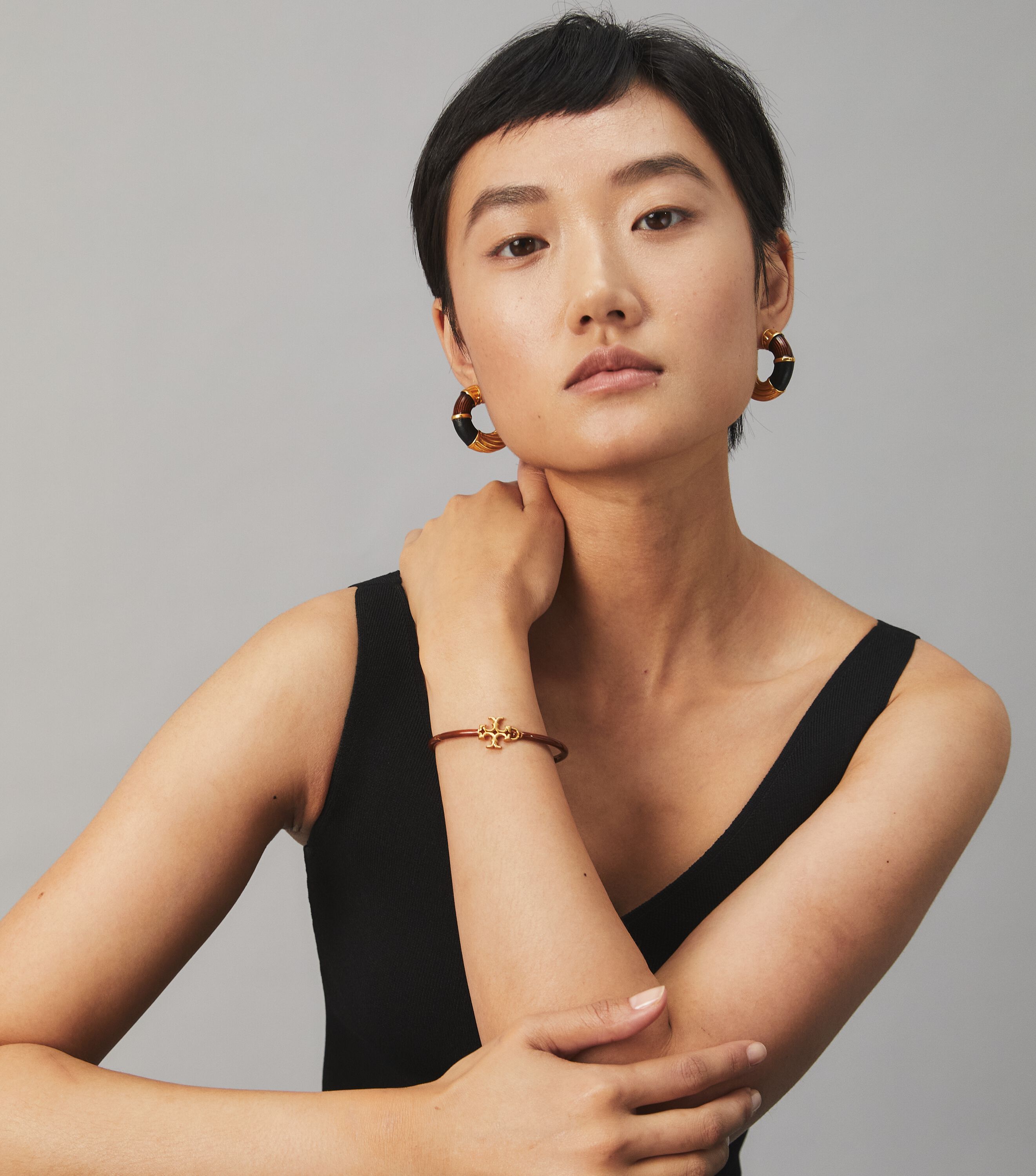 Kira cheap hinged cuff