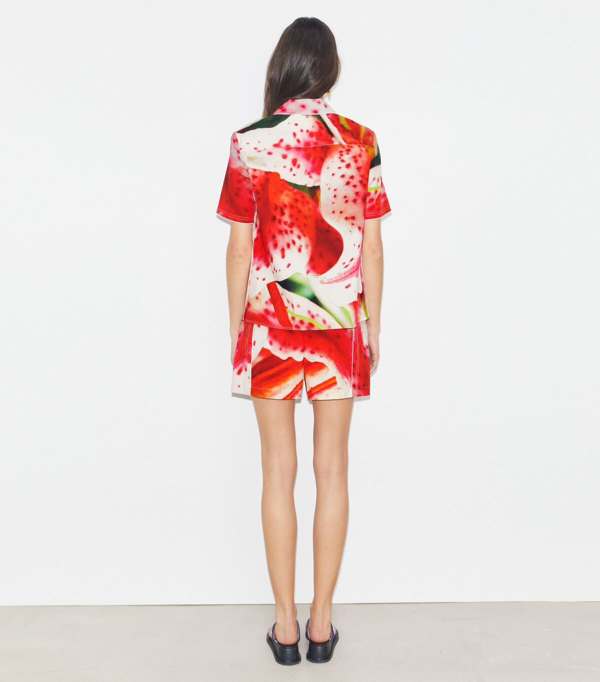 tory burch twill camp short