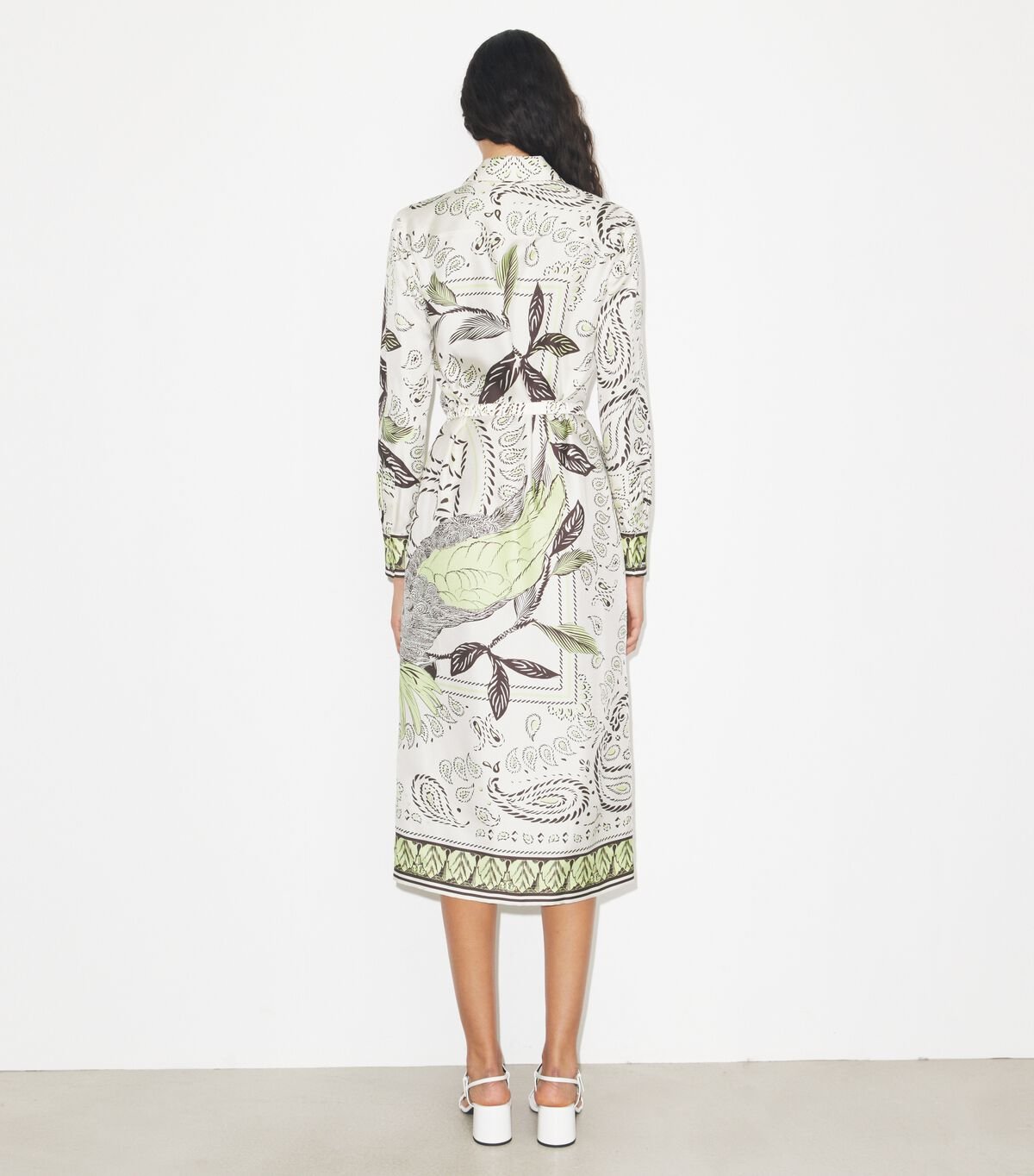 tory burch فستان قميص حريري مطبوع