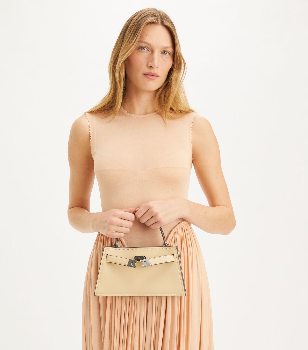 tory burch petite lee radziwill bag