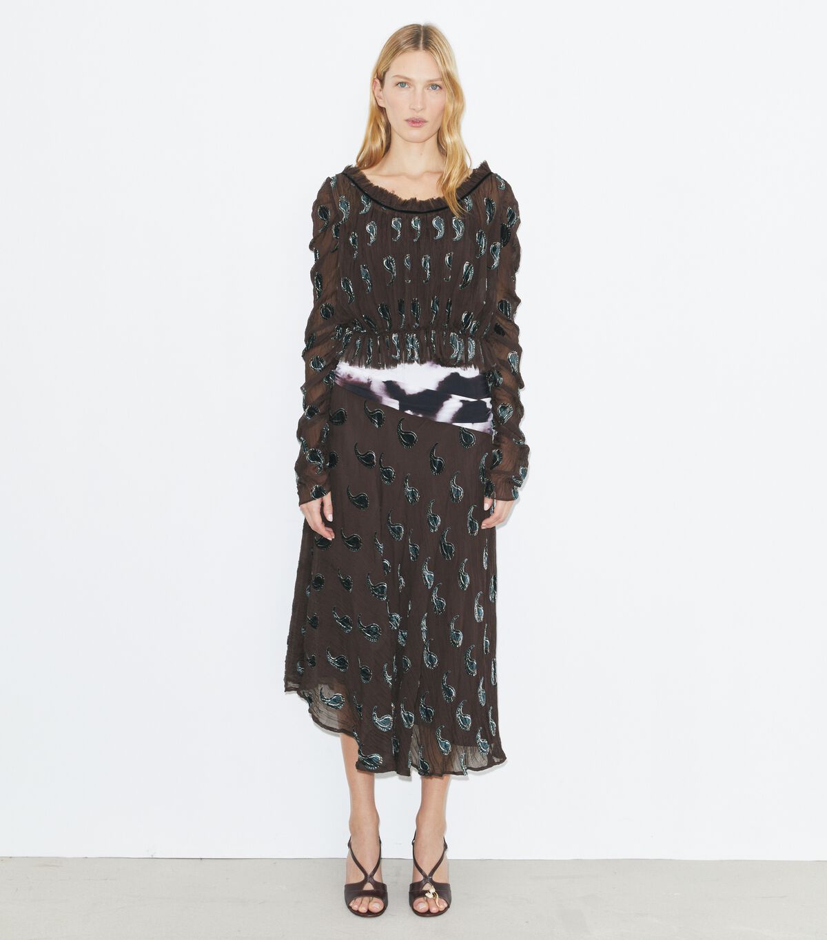 بلوزة مخملية مجعدة tory burch بلوزة مخملية مجعدة