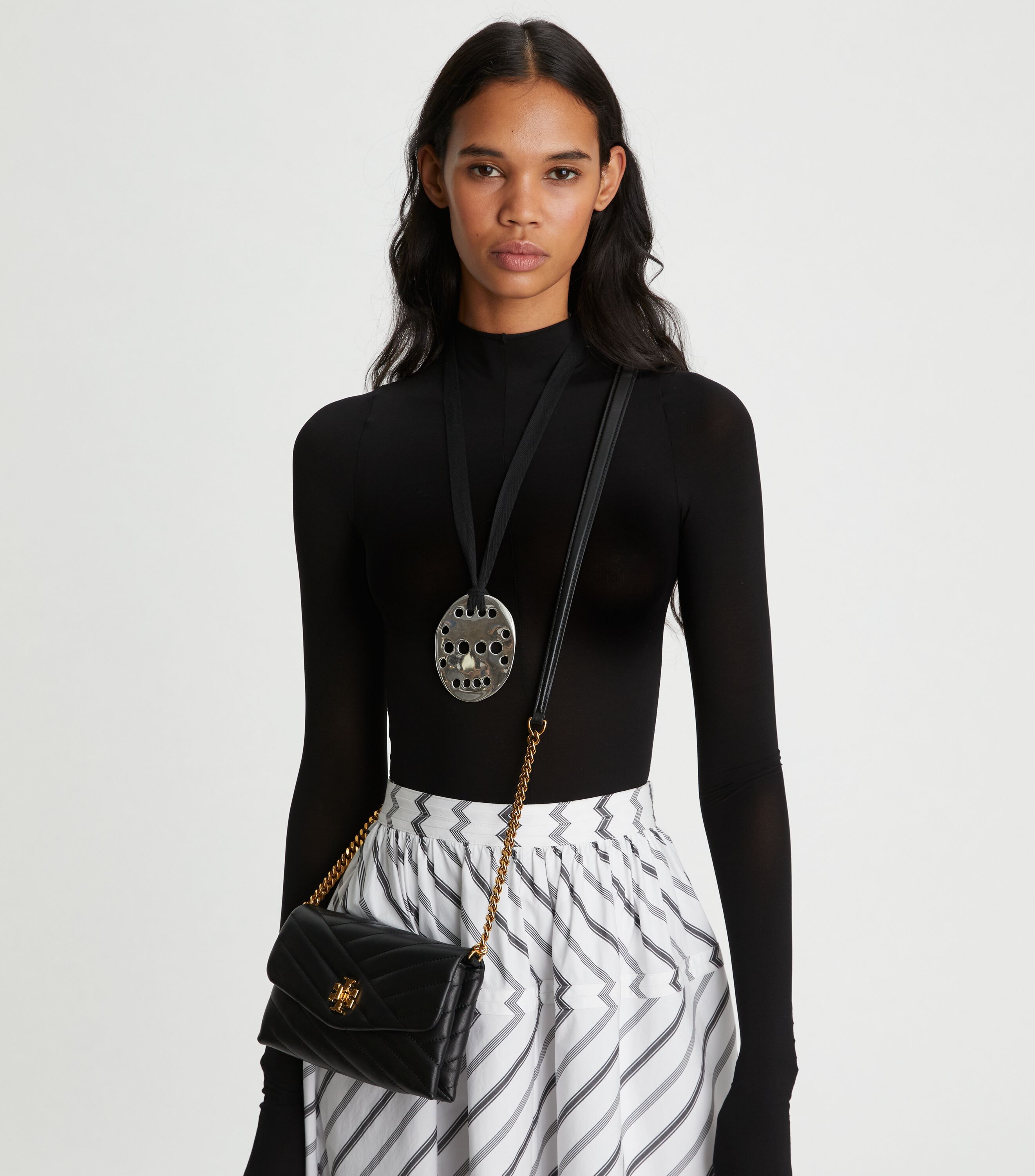 Tory burch kira chevron quilted leather chain wallet on sale