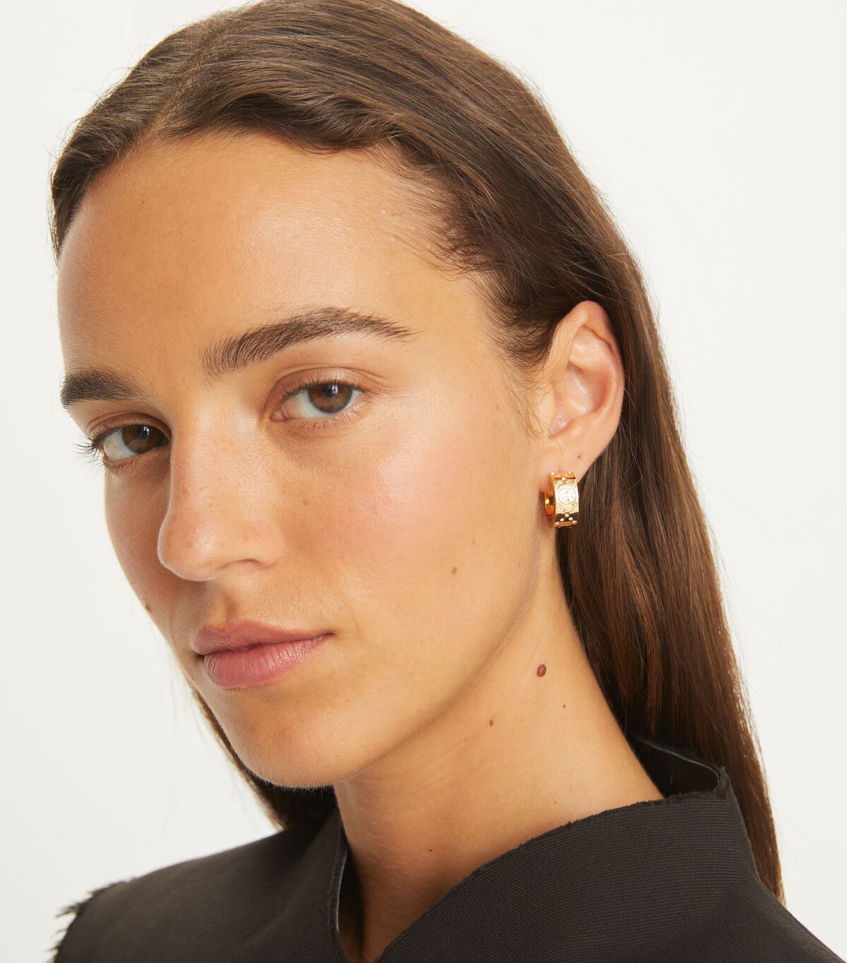 tory burch small t monogram pave hoop earring