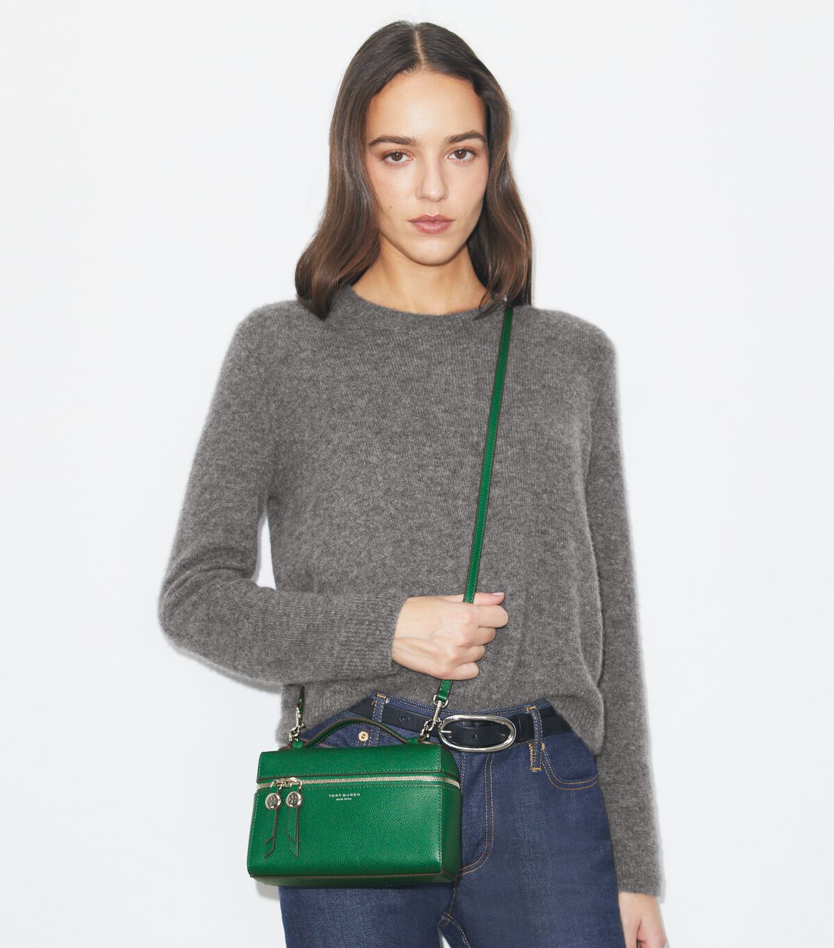 حقيبة سليم رومي ذات المقبض العلوي tory burch حقيبة سليم رومي ذات المقبض العلوي