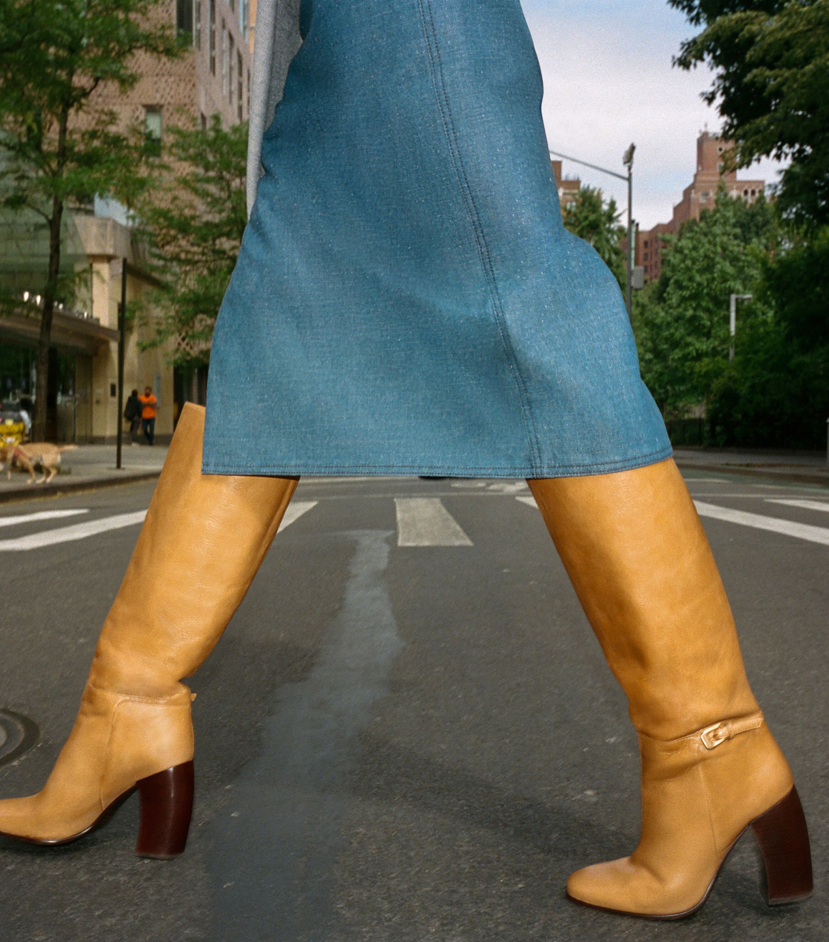 Tory burch kira mid heel outlet bootie