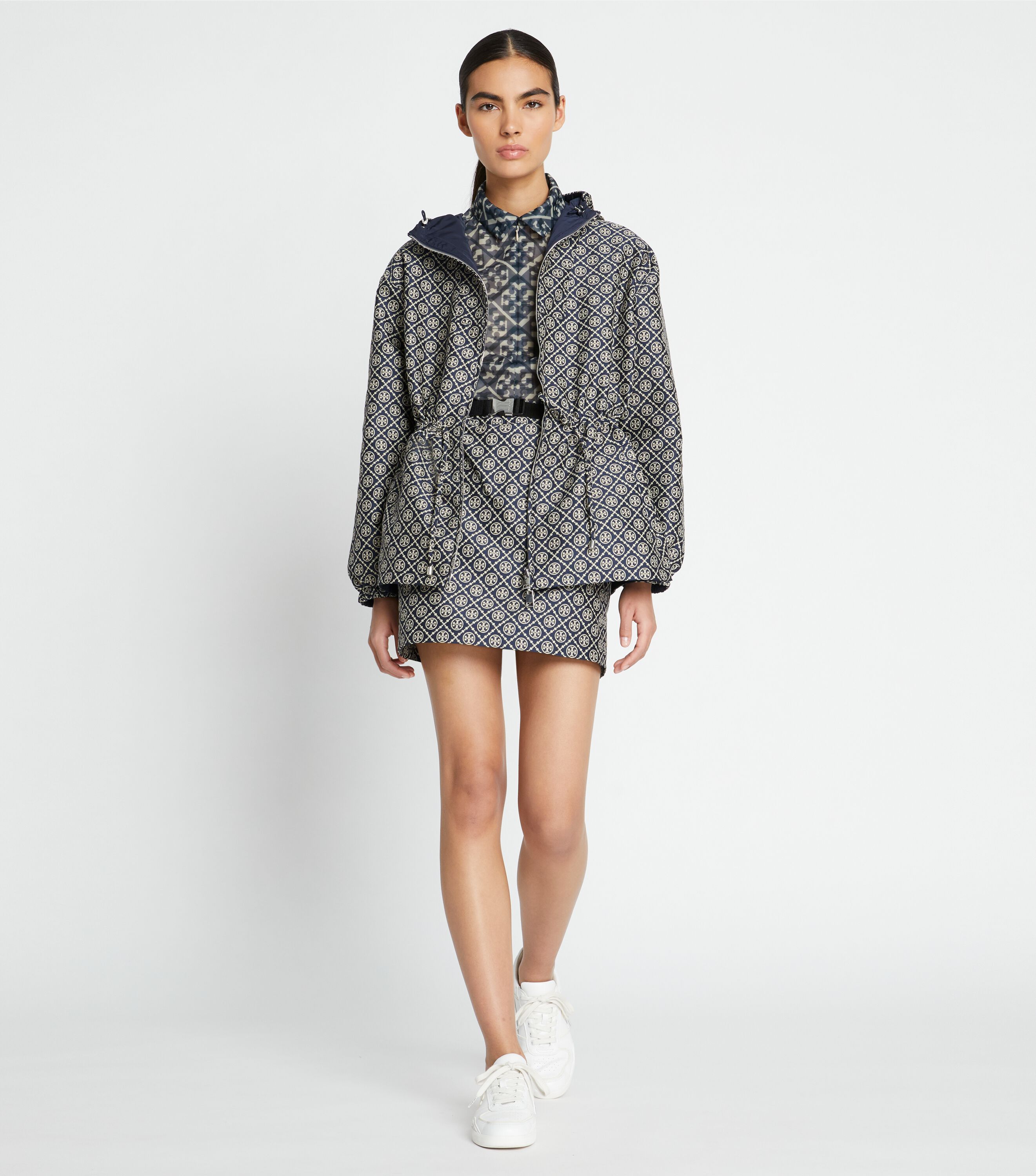 Shop Designer Tops Online | Tory Burch | Tory Burch UAE