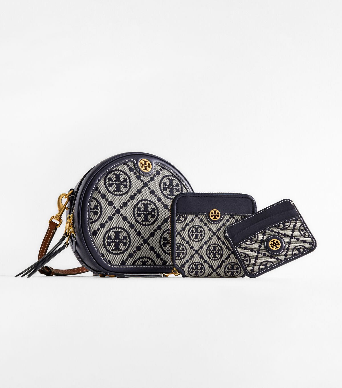 tory burch t monogram bi fold wallet