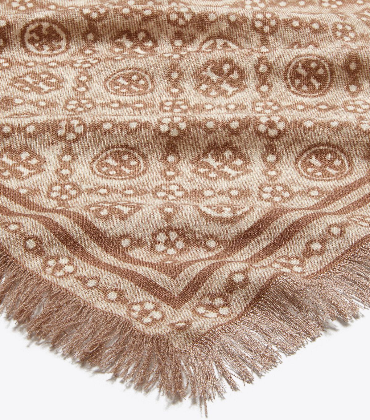 وشاح مستطيل مزهر بنقشة T مونوغرام tory burch وشاح مستطيل مزهر بنقشة t مونوغرام