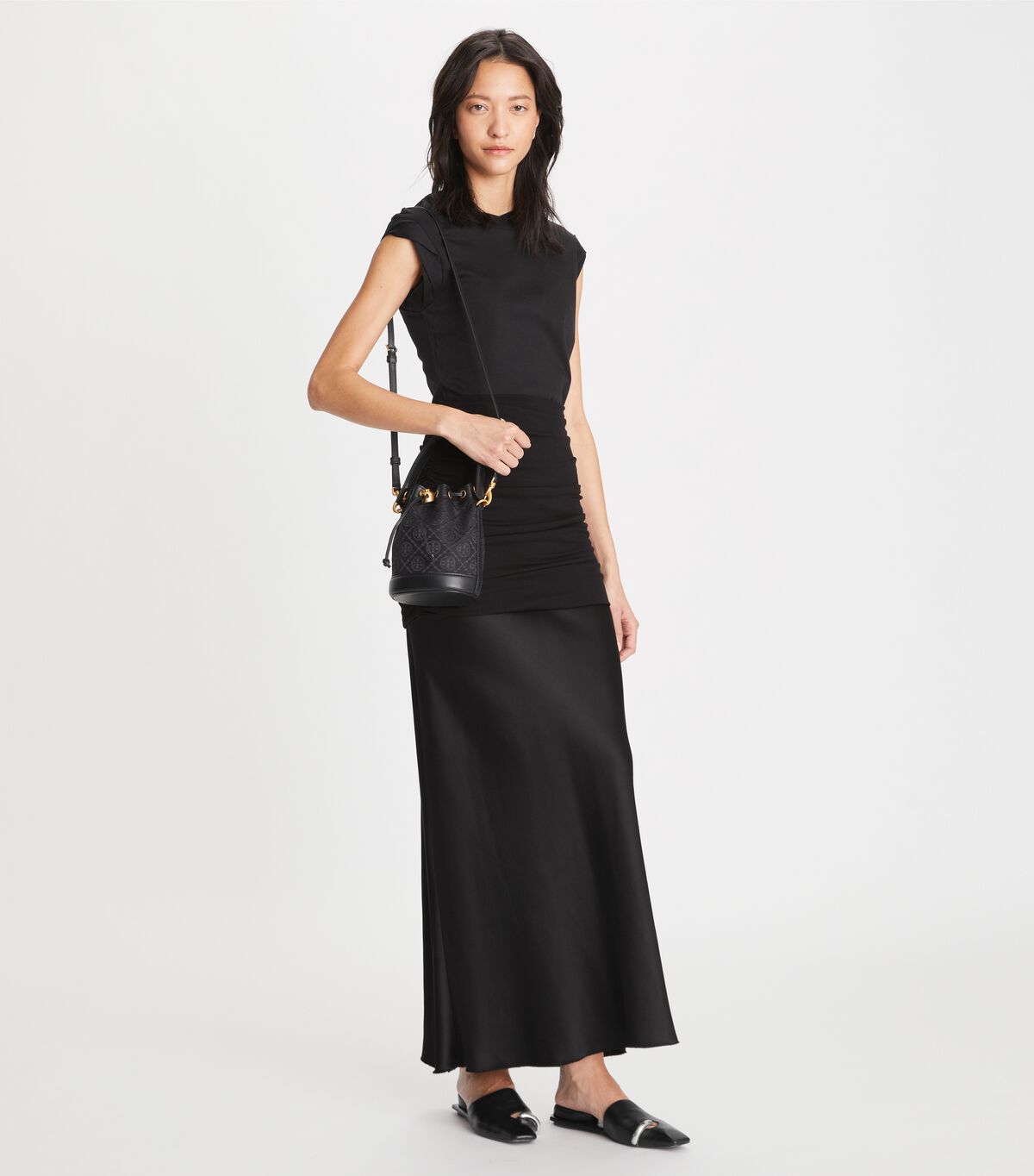 tory burch mini t monogram bucket bag