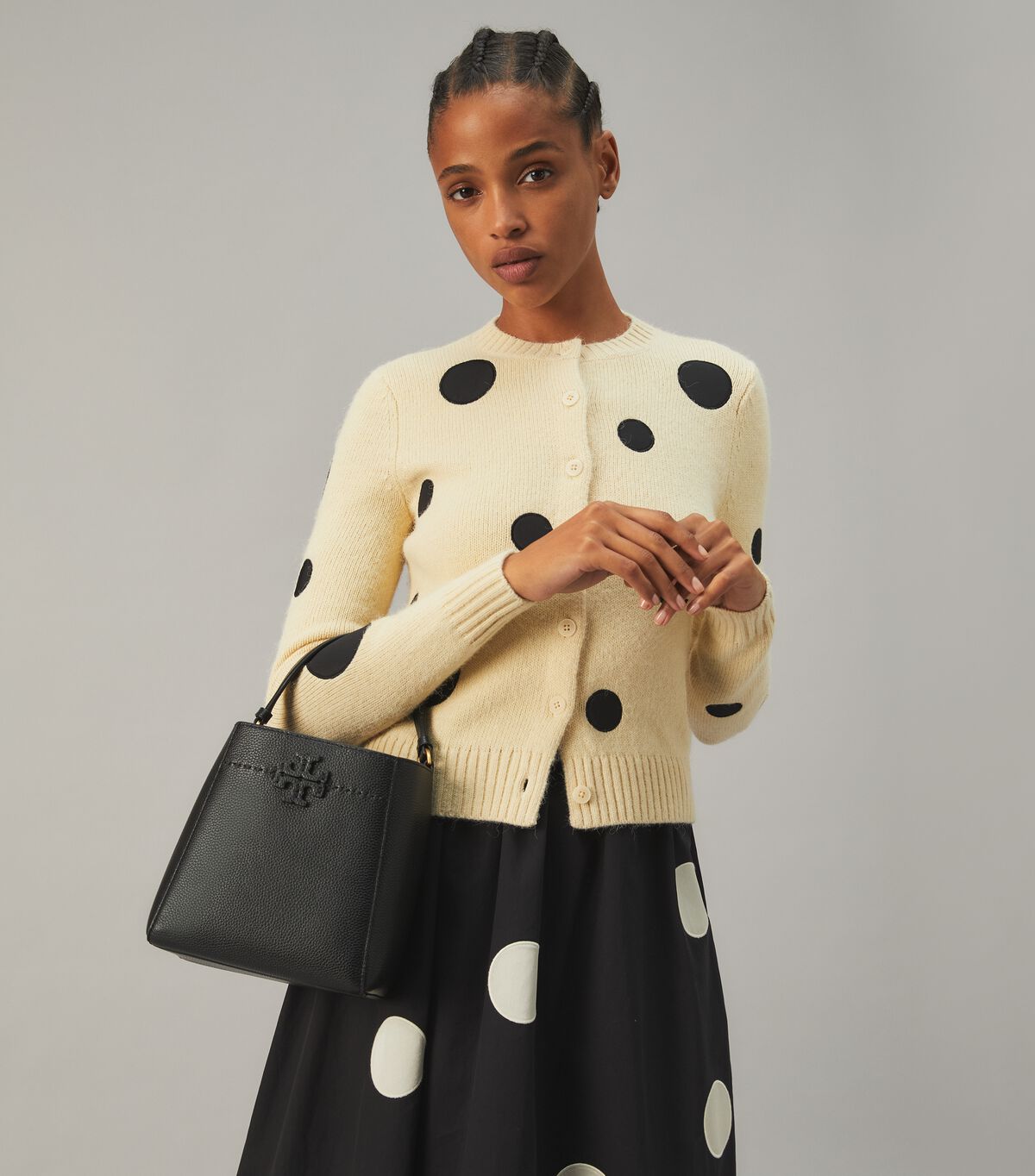 tory burch small mcgraw bucket bag
