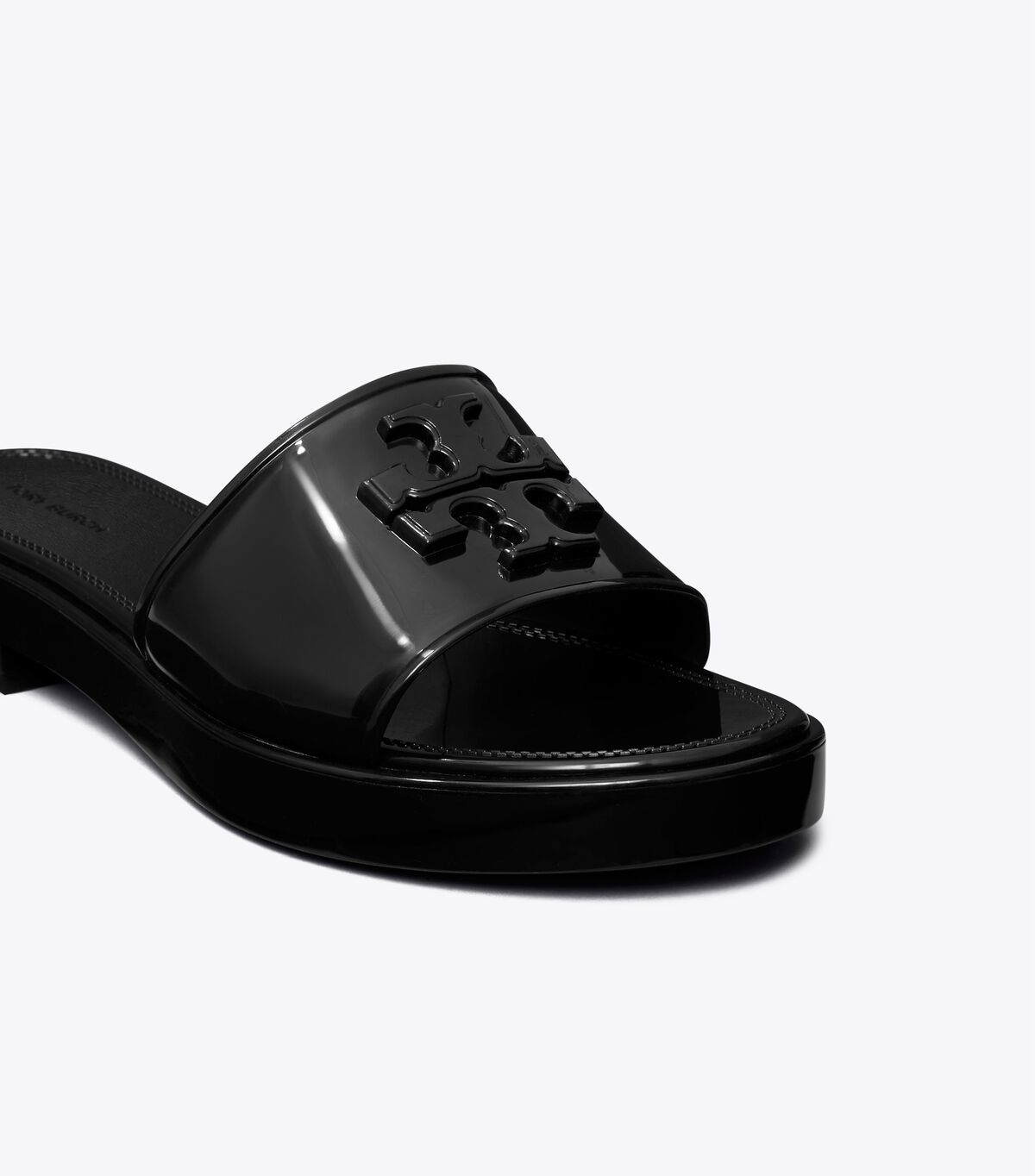 tory burch eleanor jelly slide