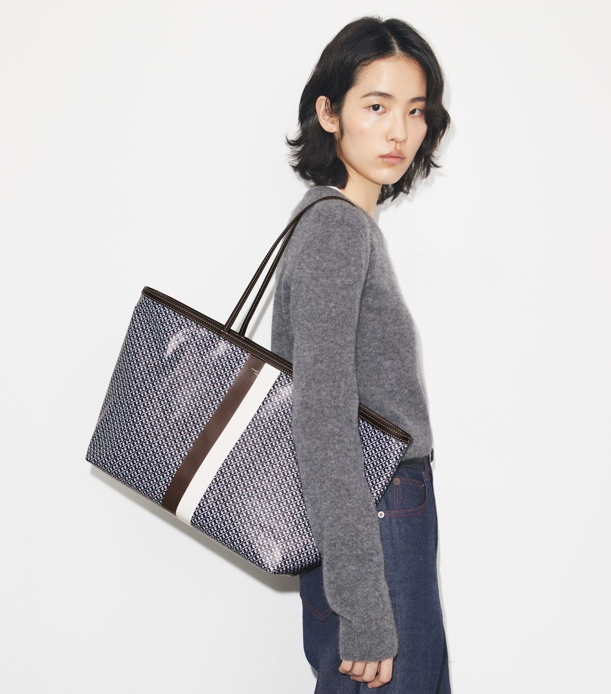 حقيبة تسوق ريسر tory burch حقيبة تسوق ريسر