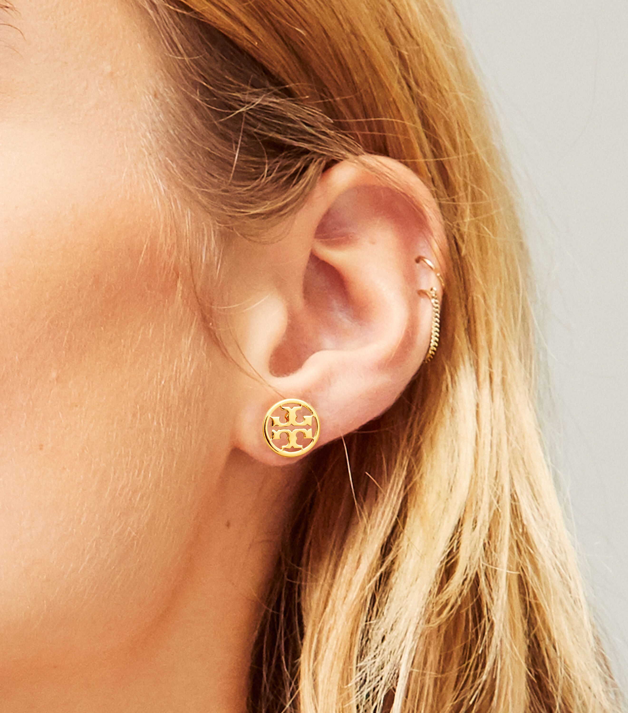 Tory Burch Kira Stud Earrings - Pink | Editorialist