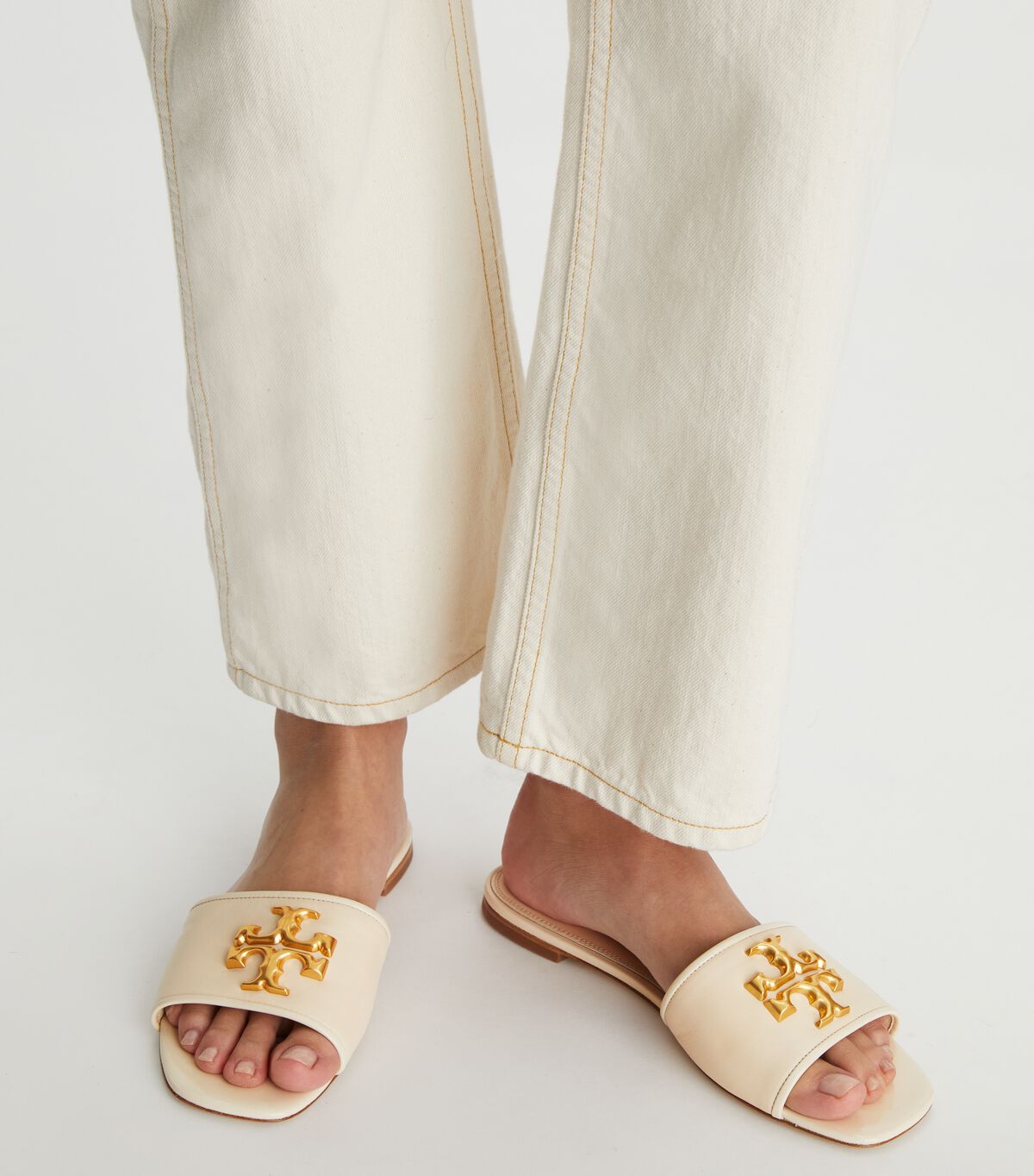 tory burch eleanor slide