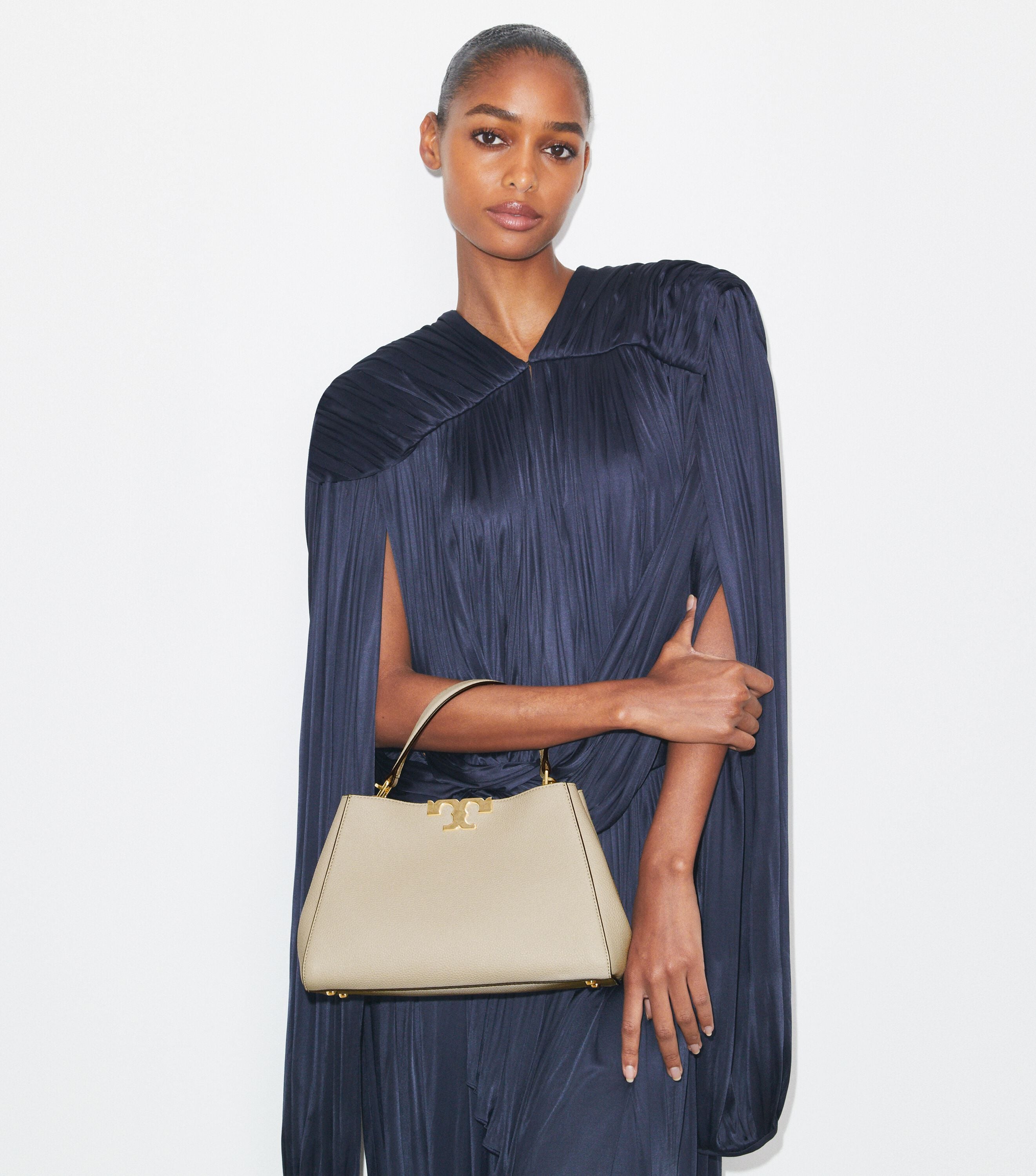 Medium Eleanor Soft Satchel, Light Stone | Tory Burch UAE