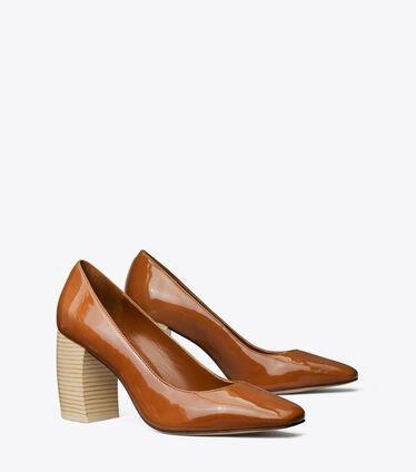 Banana Heel Pump