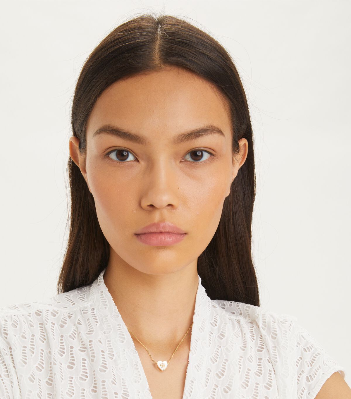 tory burch kira heart pendant necklace
