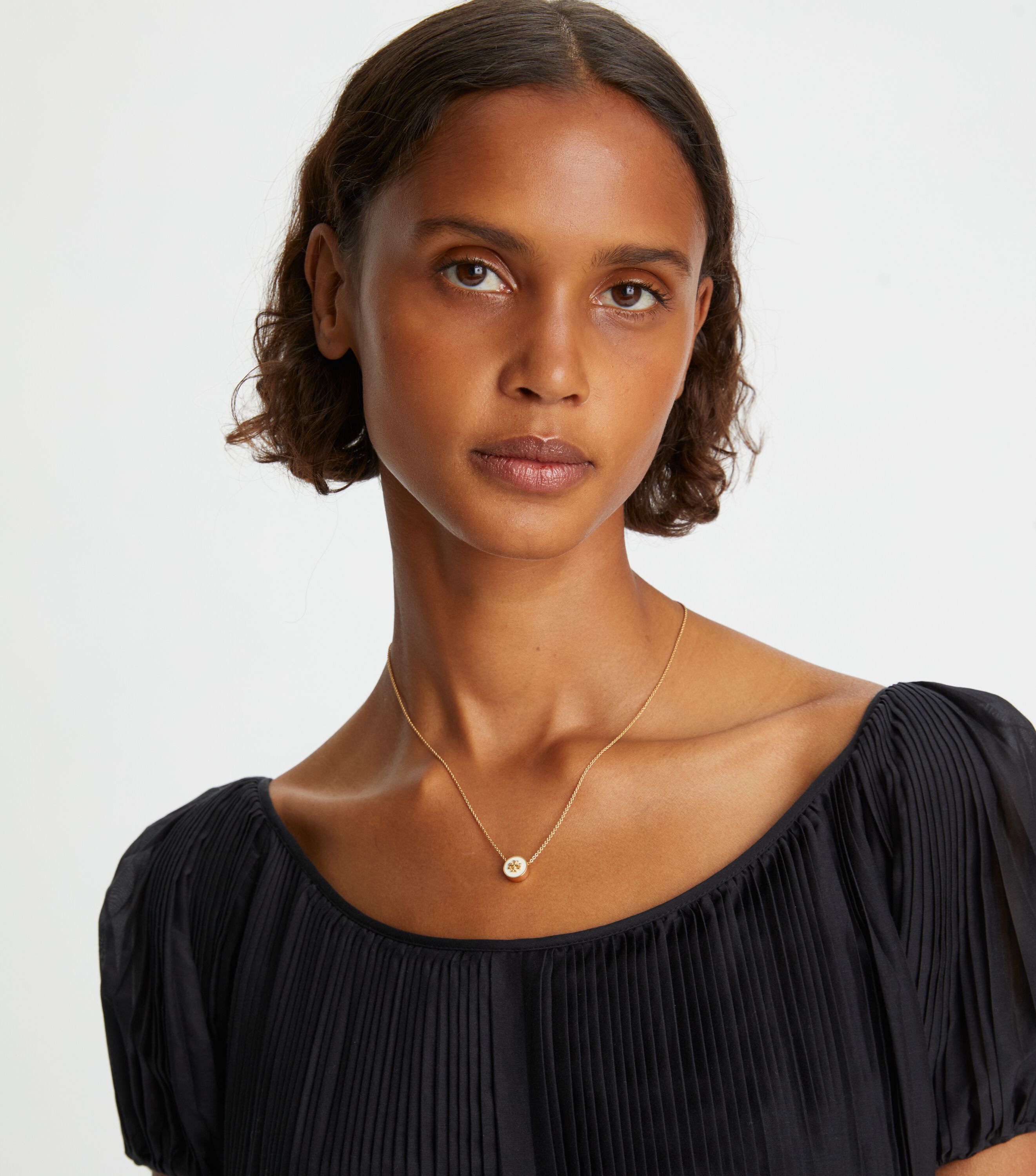 Tory burch pendant necklace online
