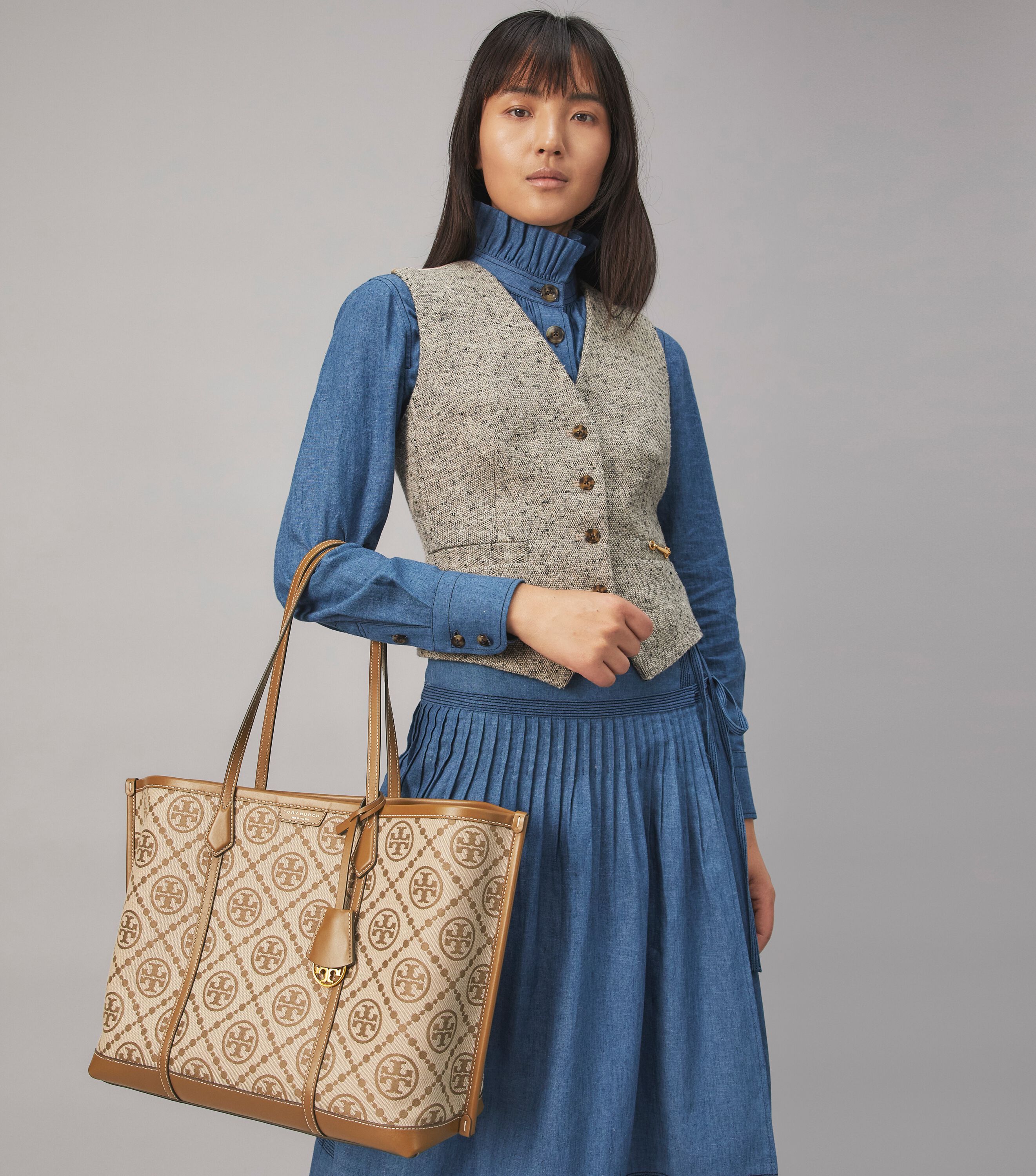 Tory burch hotsell perry tote navy
