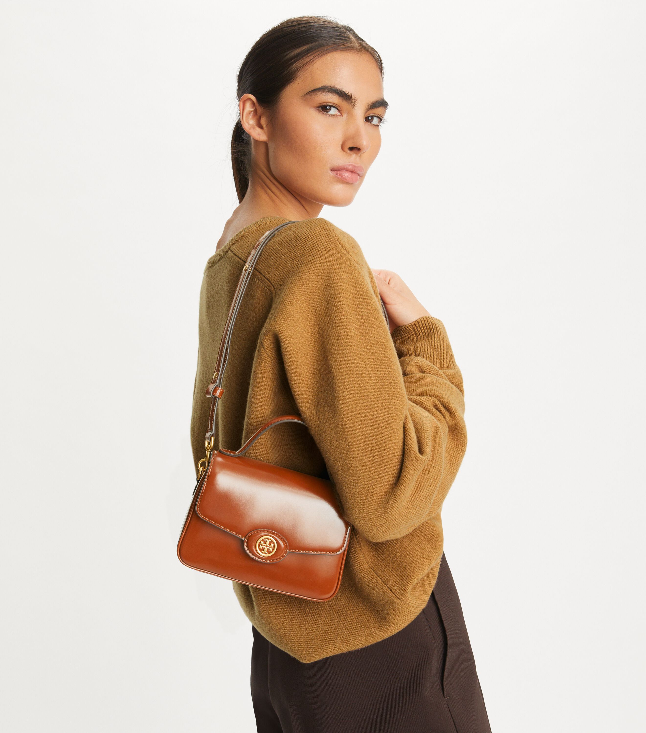 Tory Burch Small Robinson Spazzolato Top Handle Bag Tory Burch UAE