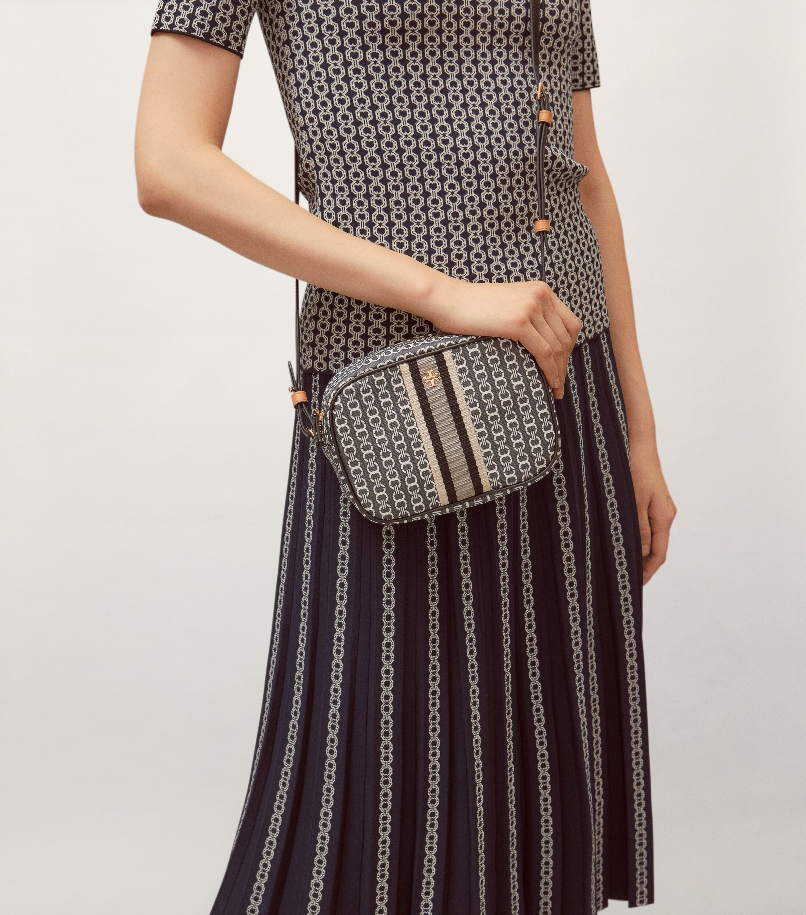 Gemini Link Canvas Mini Bag Tory Burch Navigation Tory Burch