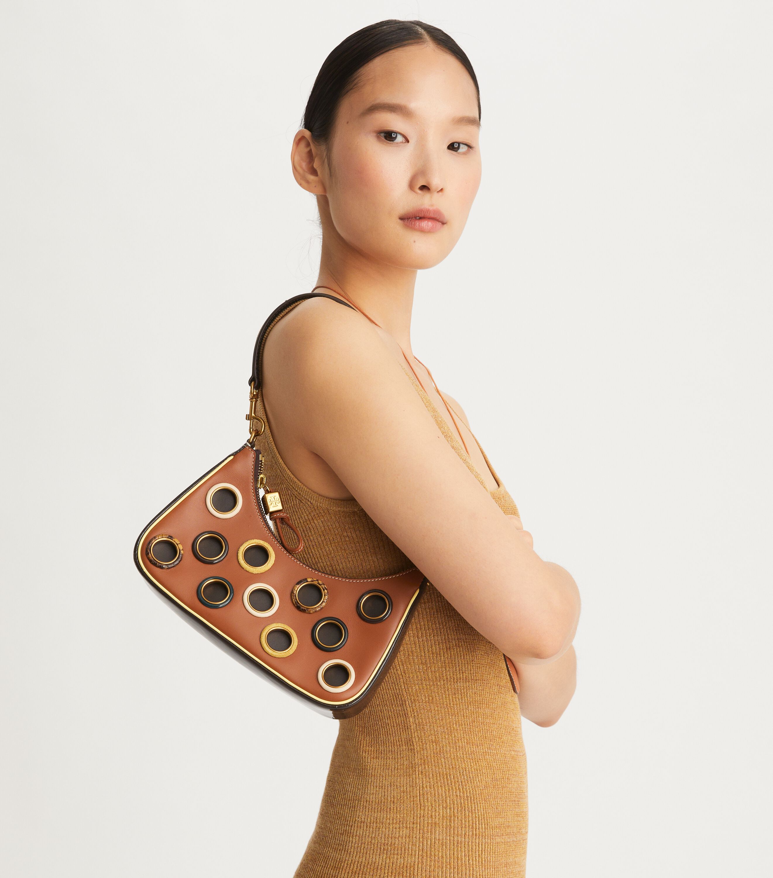 Grommet bag store
