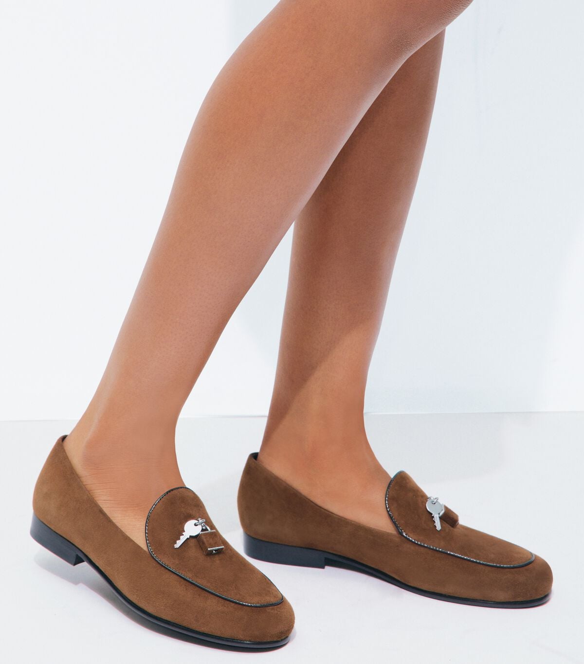 شبشب أنيق tory burch شبشب أنيق