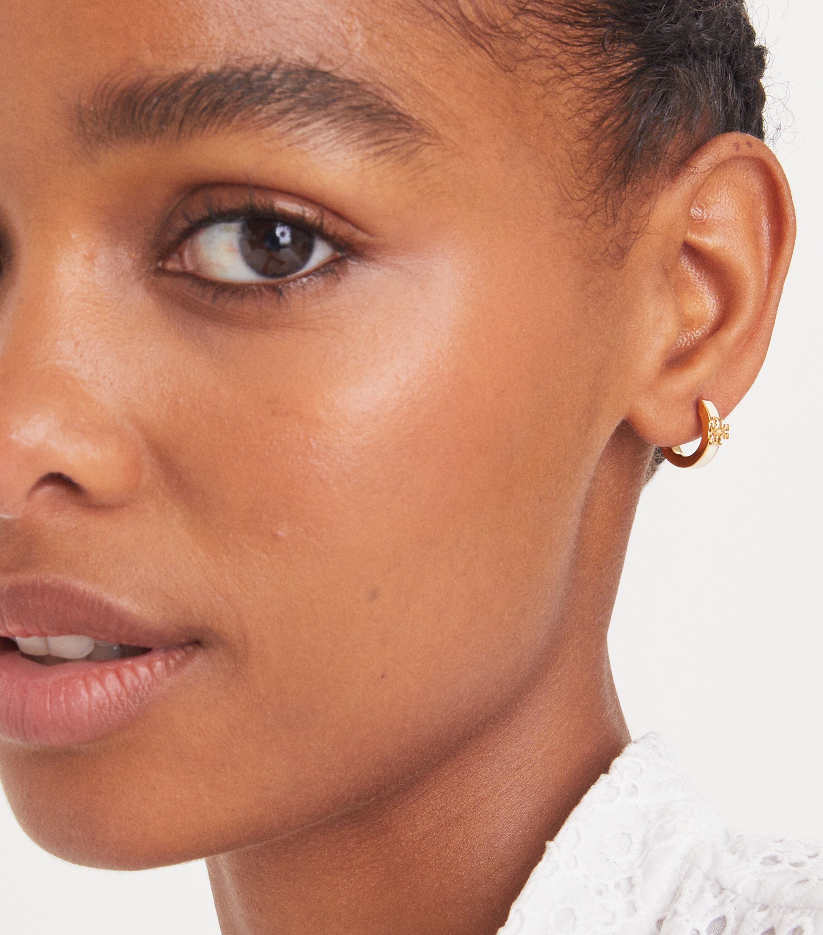 Tory burch clearance pearl stud earrings