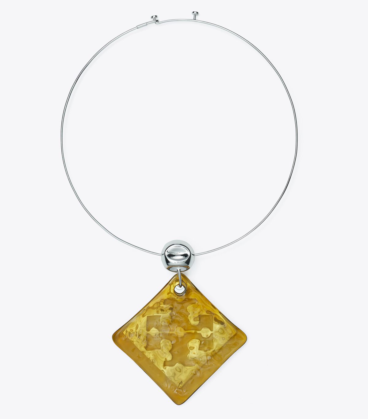 tory burch resin logo collar necklace