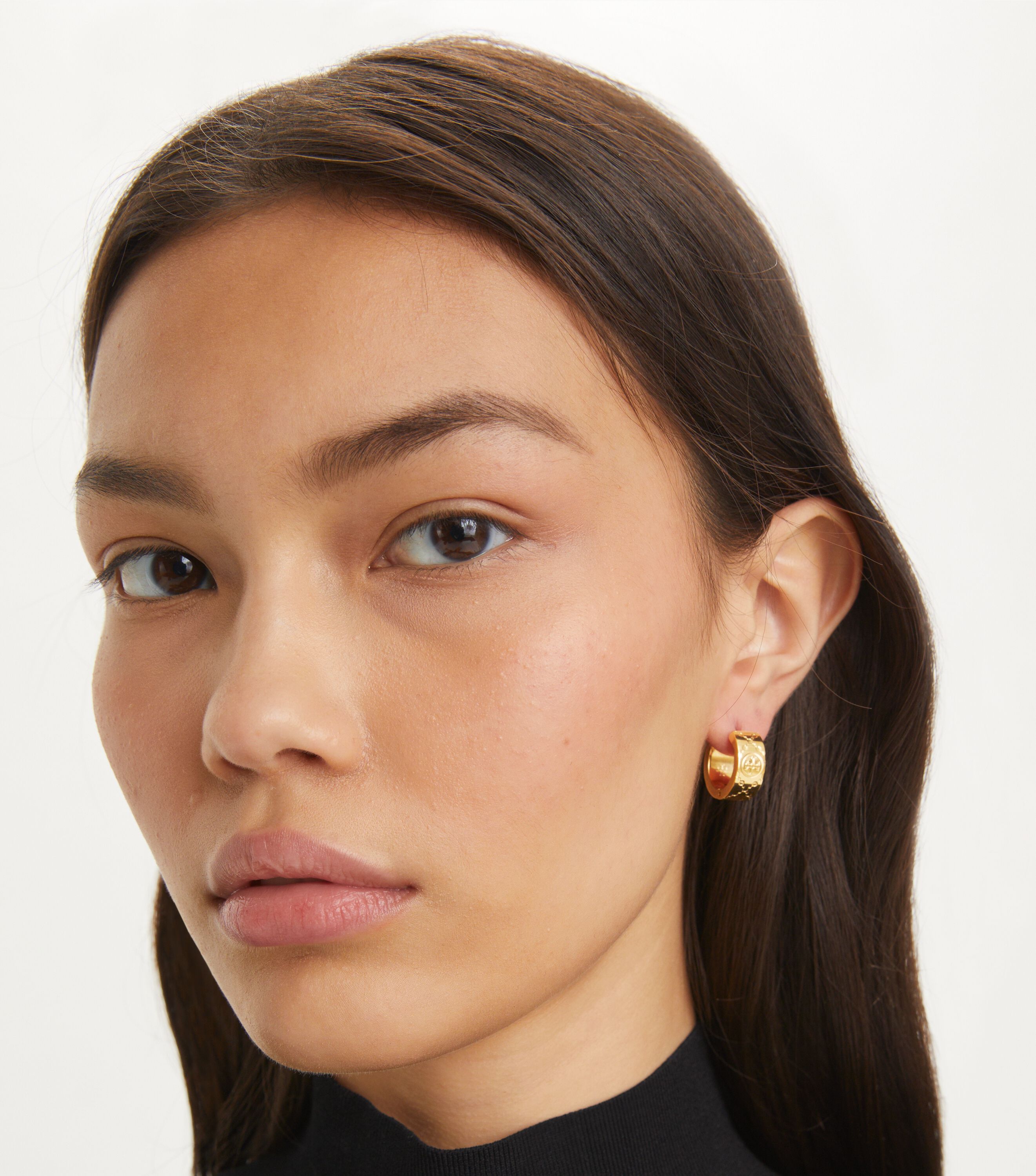 Tory burch pierced t hoop earrings hot sale