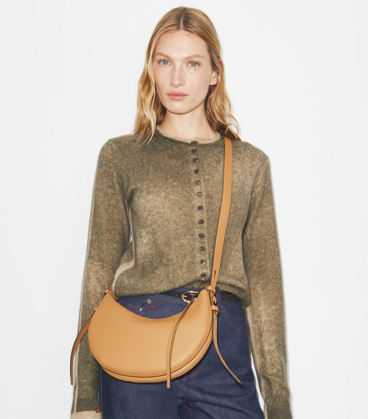 tory burch romy half moon bag