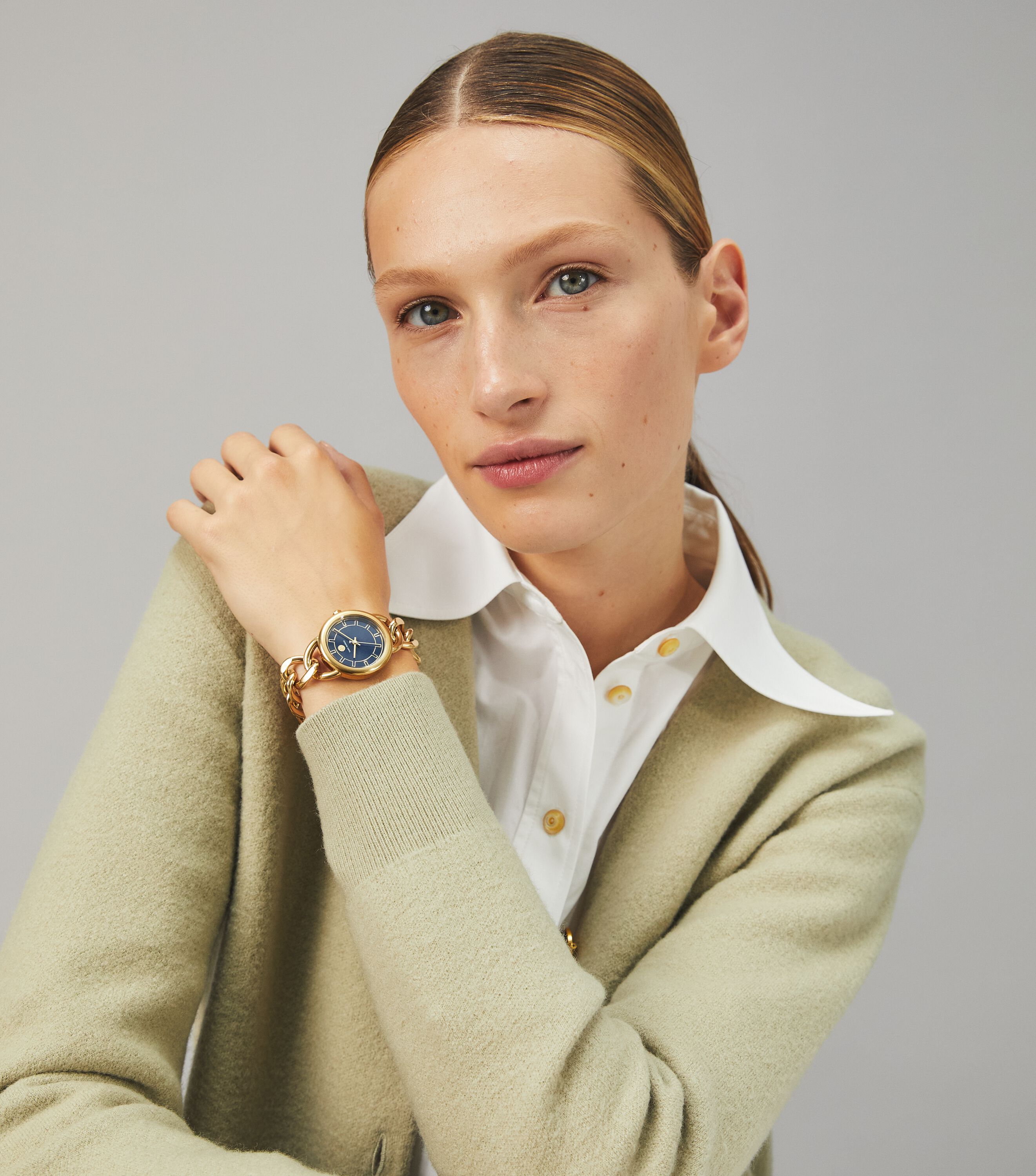 Ravello Watch Gold Tone 32 x 40 MM nov sale employees 30 to 60