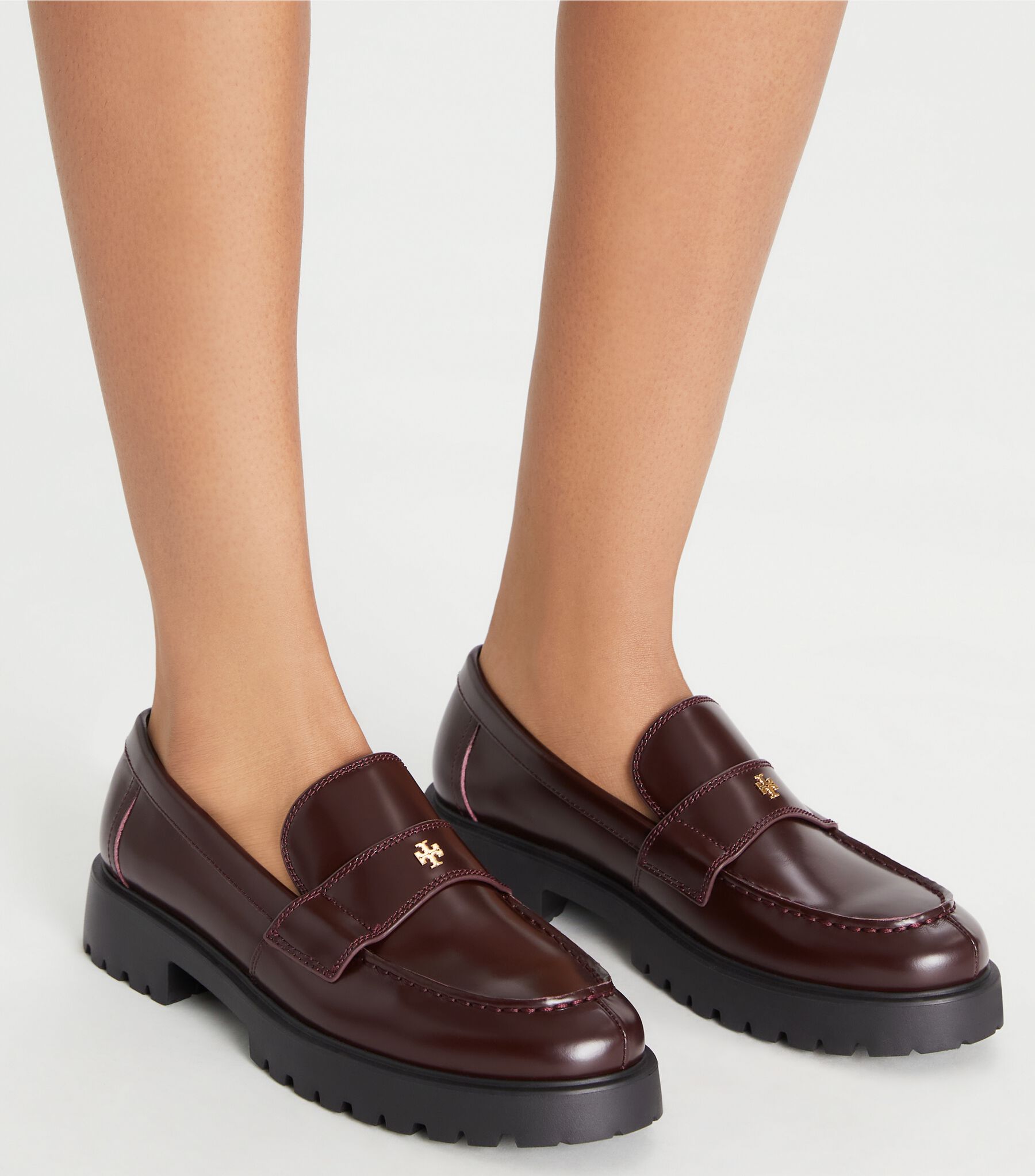 Classic Lug Loafer, Plum Tory Burch UAE