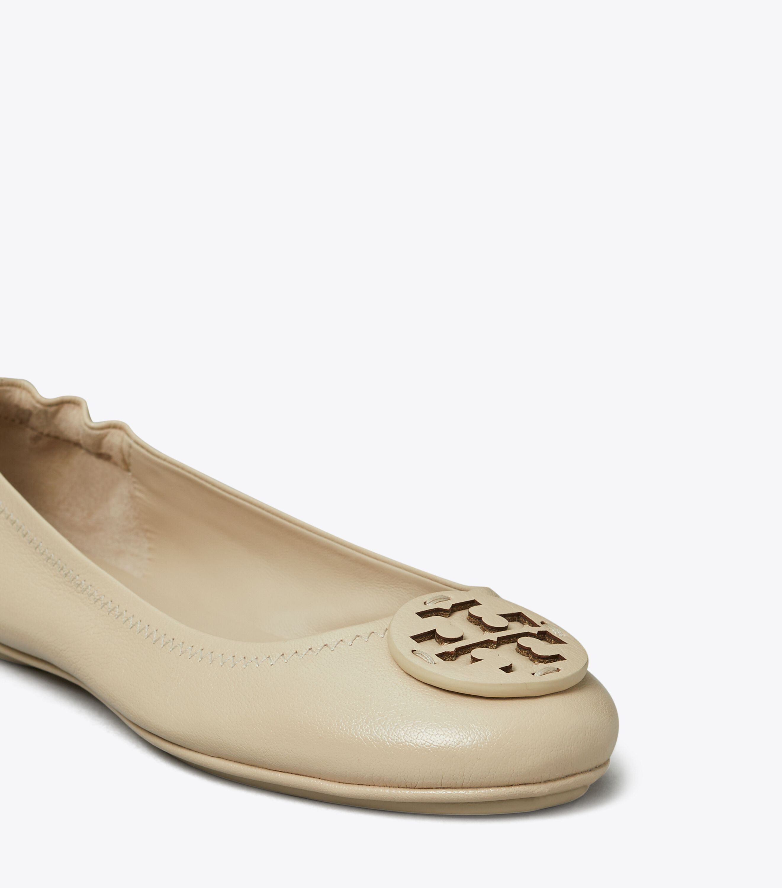 Shop Women s Ballets Flats Online Tory Burch Tory Burch UAE