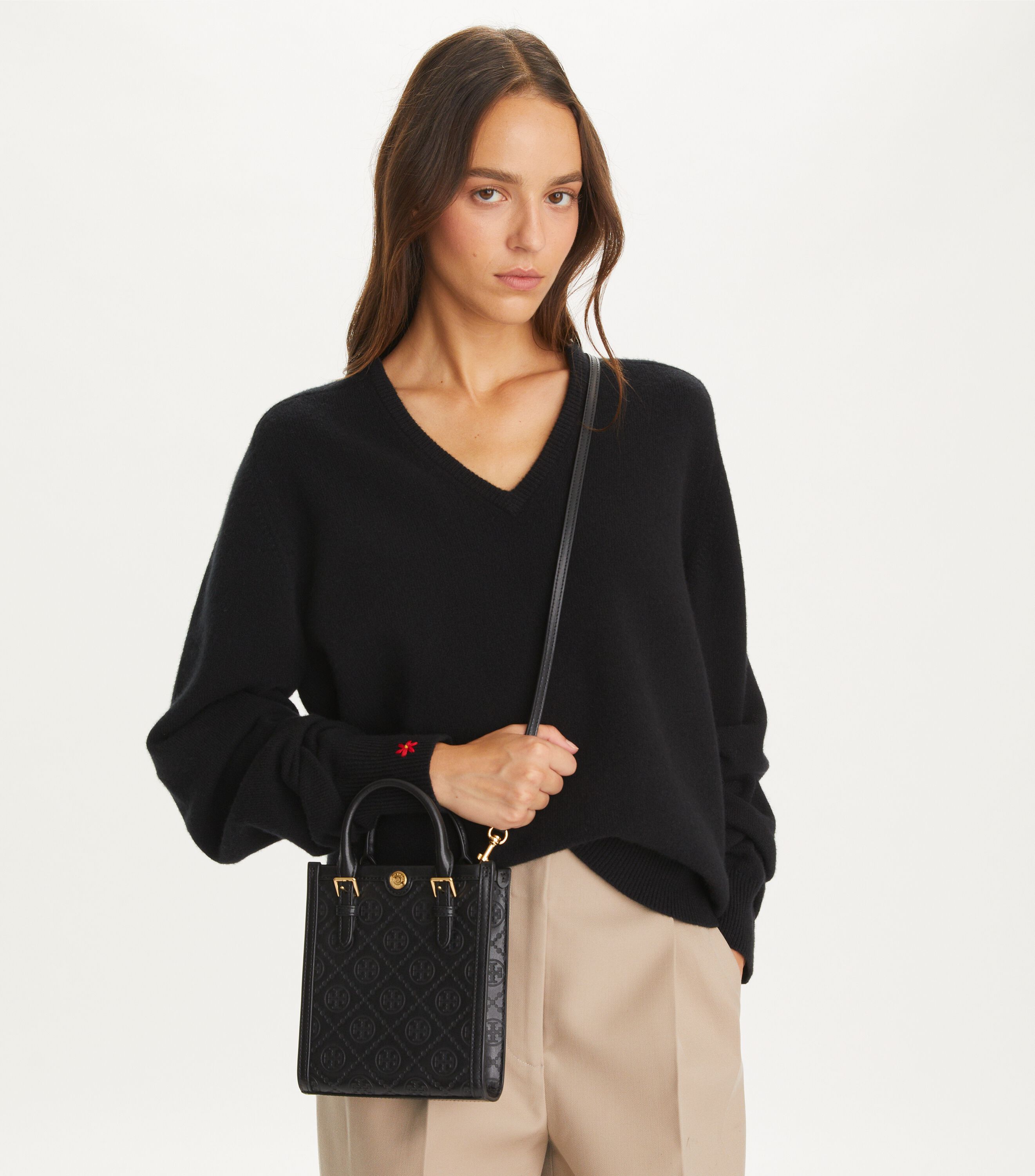Tory burch textured leather tote 2025