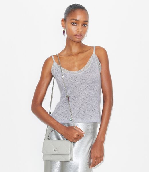 حقيبة كروس بودي ميني كيرا دايموند كوالت تشارم بمقبض علوي tory burch حقيبة كروس بودي ميني كيرا دايموند كوالت تشارم بمقبض علوي