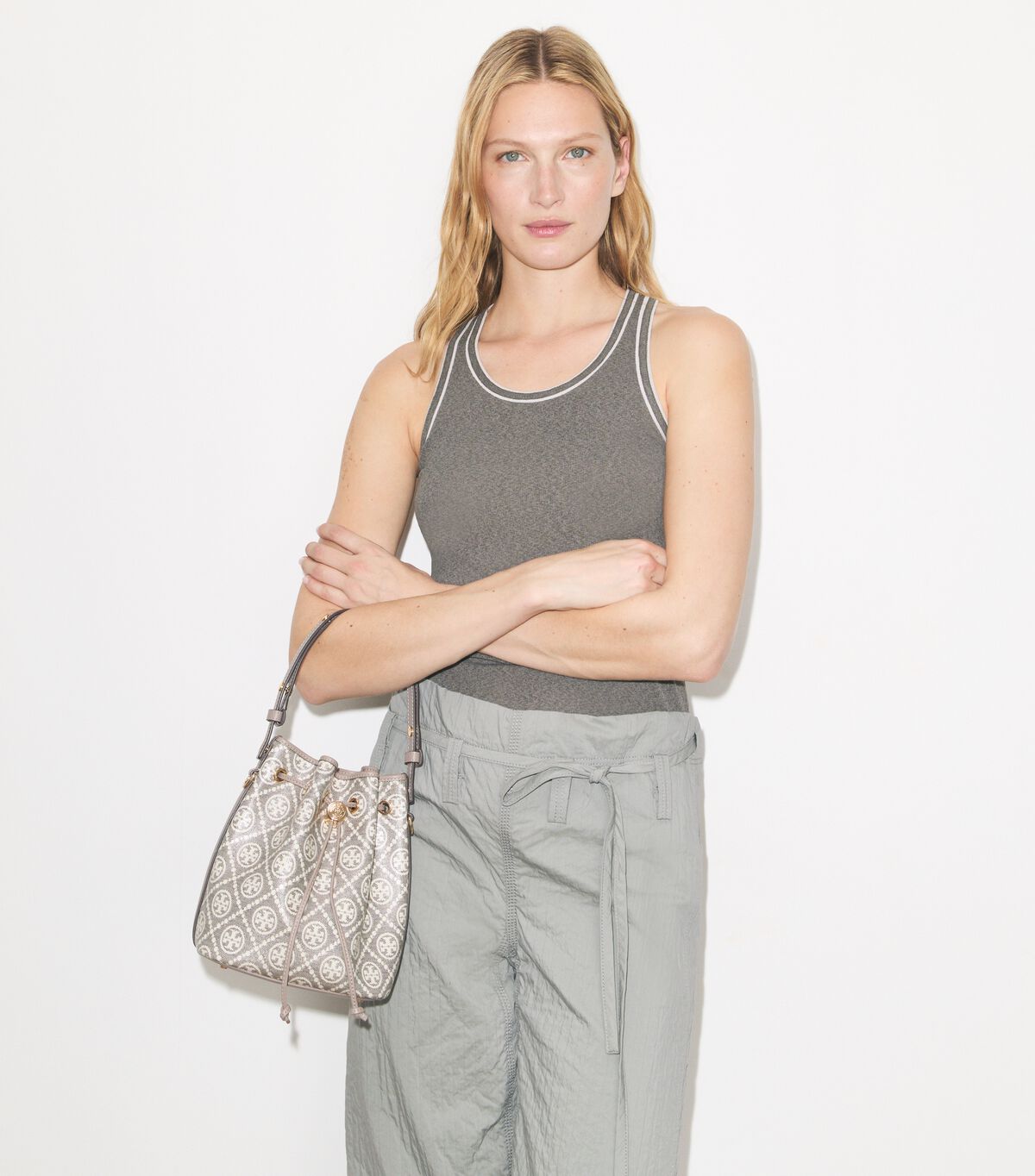tory burch t monogram coated jacquard bucket bag