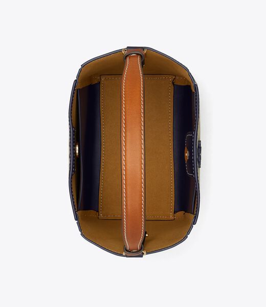 tory burch حقيبة دلو صغيرة بشعار t مونوغرام مكغرو